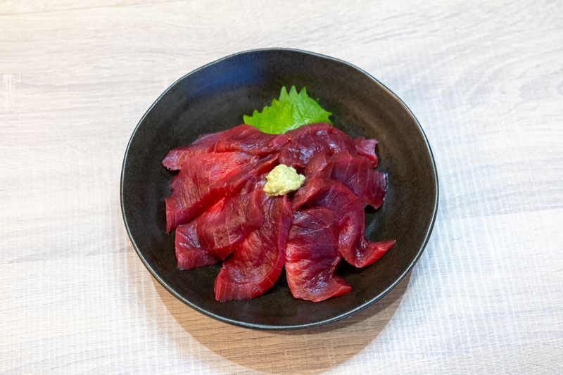 生本まぐろ丼